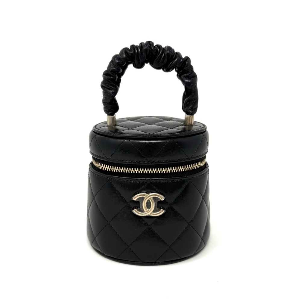 CHANEL Quilted Lambskin Ruched Handle Mini Vanity Case Black